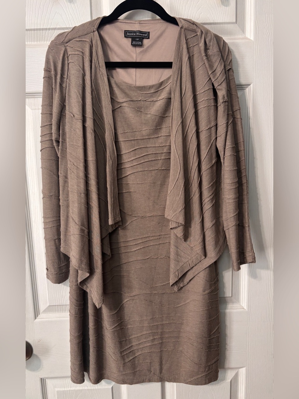 Jessica Howard Sleeveless Dress W/Attached Jacket Size 12P Tan Fully Lined